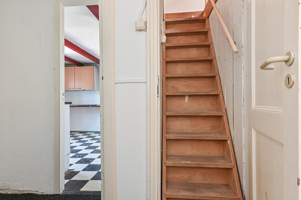 Medium property photo - Van Hogendorpstraat 7A, 2515 NR Den Haag